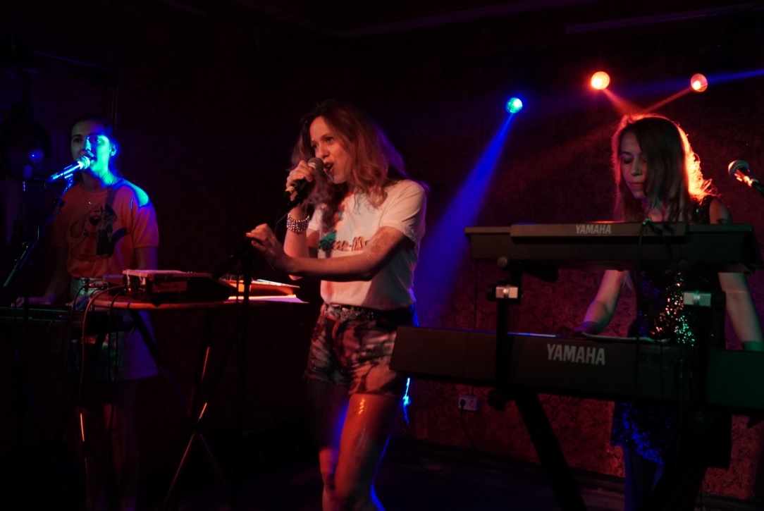 Laisse-Moi live Schokoladen Berlin ©Aaron Chervenak